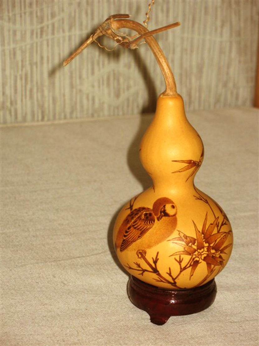 葫芦藏乾坤 建永作品之自然与家禽家畜的艺术融合